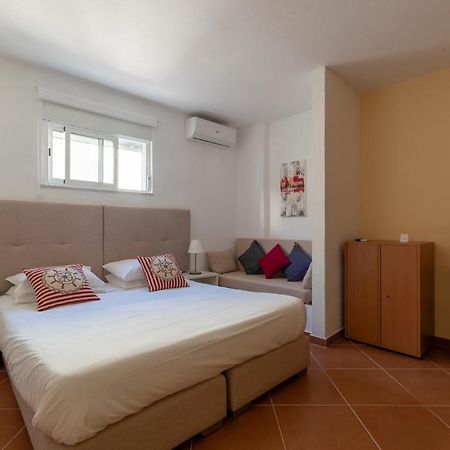 Manta Guest - Bed & Breakfast Manta Rota Extérieur photo